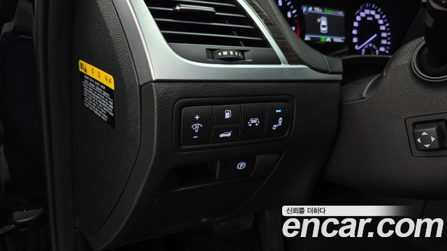 Genesis G80 2019 — photo 29