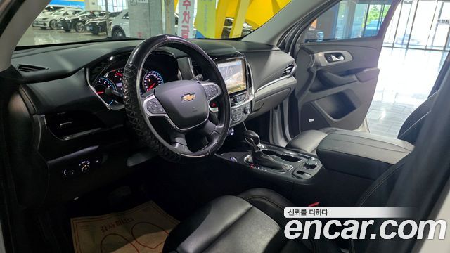 Chevrolet Korea Traverse 2021 — photo 11