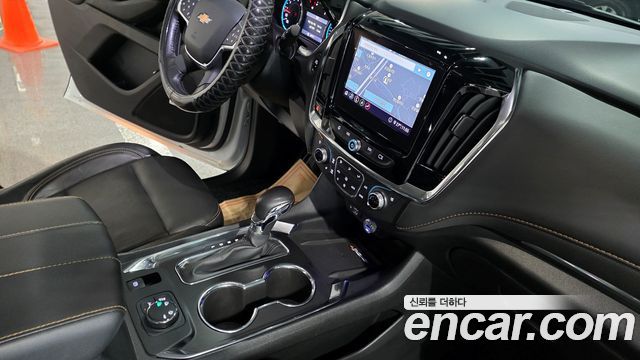 Chevrolet Korea Traverse 2021 — photo 13