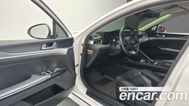 Kia K5 2020 — photo 13