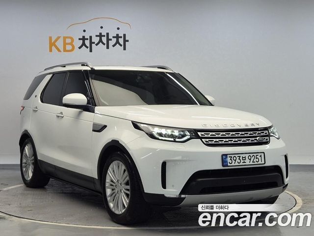Land Rover Discovery 2019 — photo 4