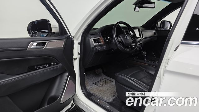 KG Mobility Rexton 2018 — photo 13