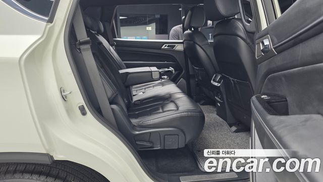 KG Mobility Rexton 2018 — photo 18