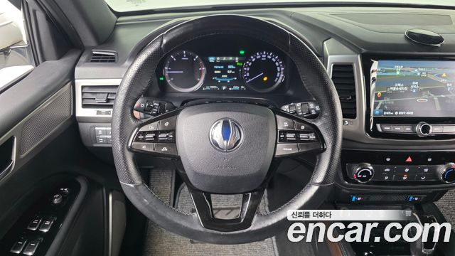 KG Mobility Rexton 2018 — photo 19