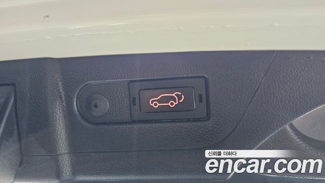KG Mobility Rexton 2018 — photo 30
