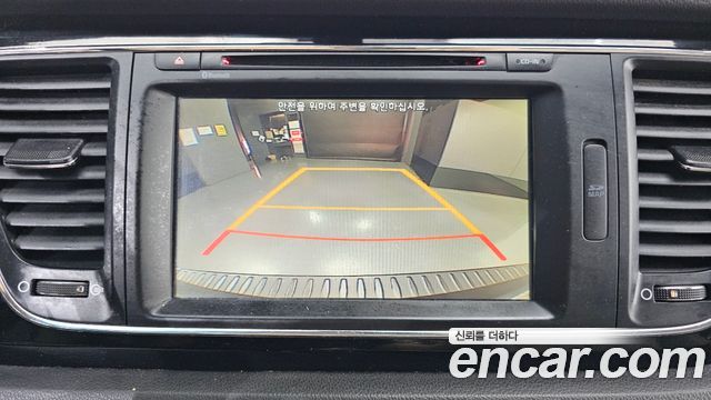 Kia Canival 2016 — photo 15
