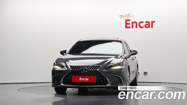 Lexus ES 2022 — photo 3