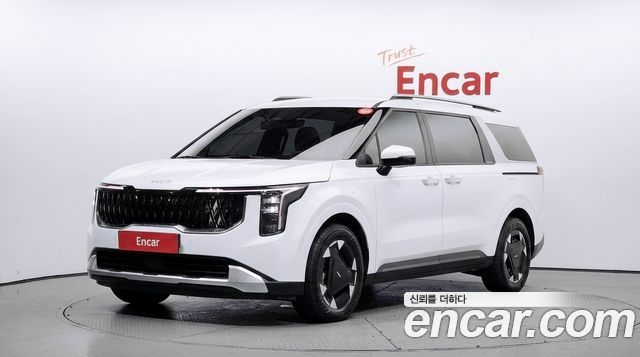 Kia Canival 2024 — photo 1