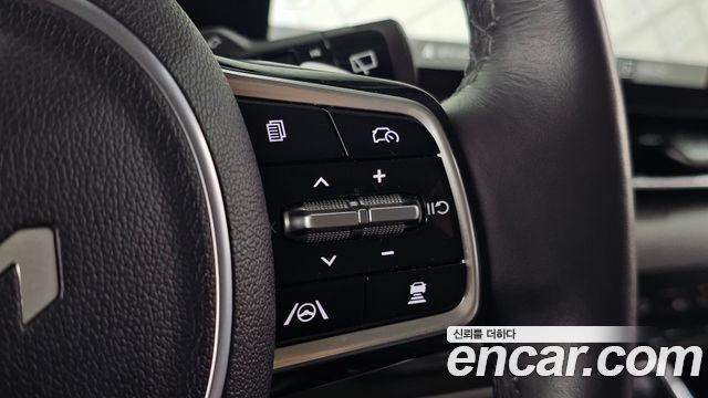 Kia Canival 2024 — photo 16