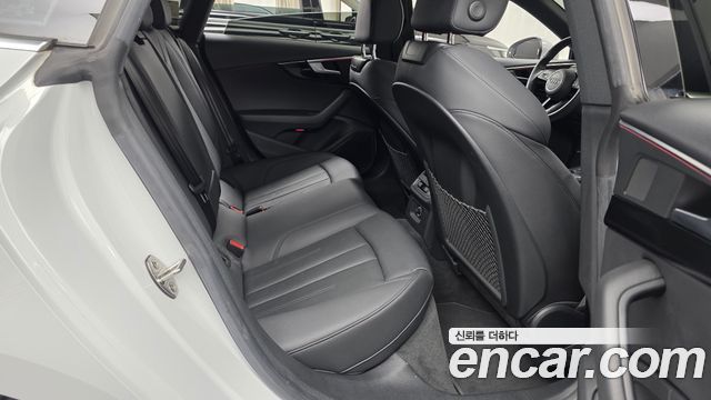 Audi A5 2019 — photo 17