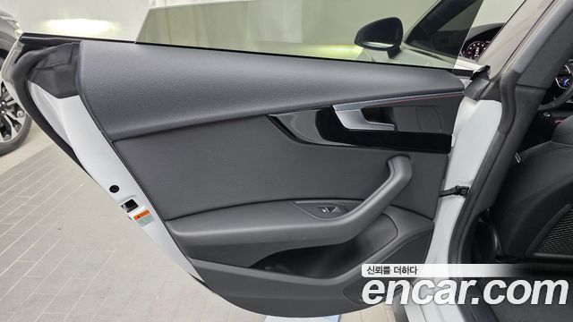 Audi A5 2019 — photo 15