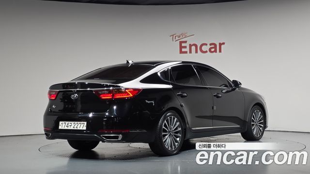 Kia K7 2018 — photo 2