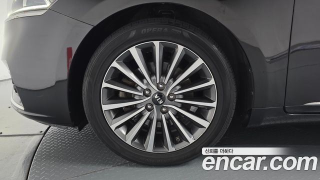Kia K7 2018 — photo 5
