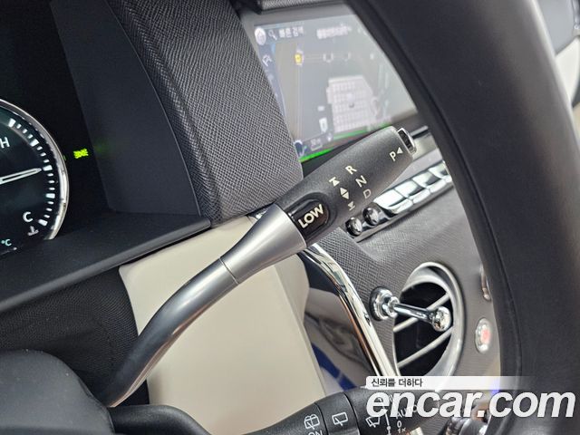 Rolls-Royce Cullinan 2022 — photo 9