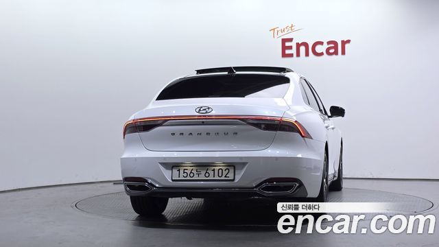 Hyundai Grandeur 2022 — photo 4