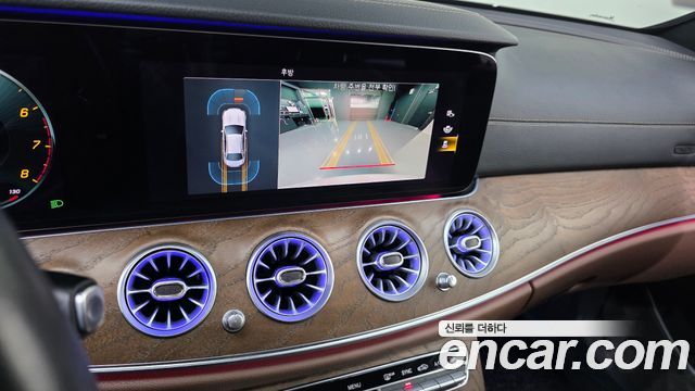 Mercedes-Benz E-Class 2021 — photo 23