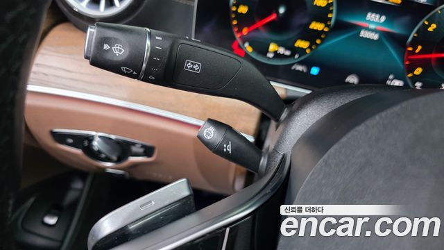 Mercedes-Benz E-Class 2021 — photo 27