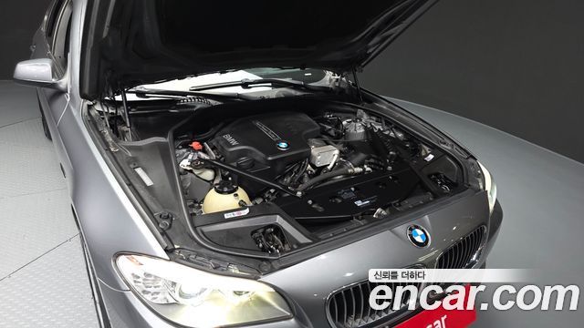 BMW 5-Series 2013 — photo 6