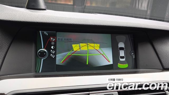 BMW 5-Series 2013 — photo 22