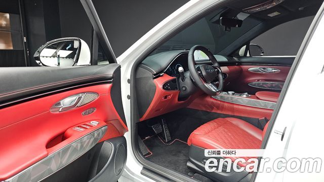 Genesis GV70 2021 — photo 13