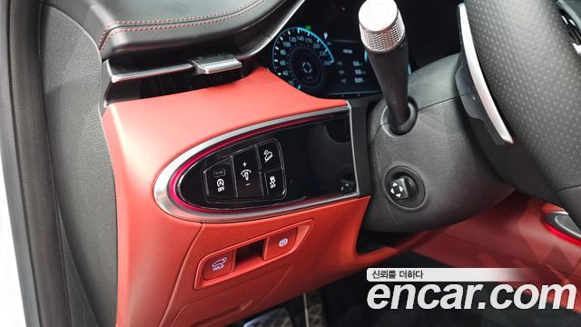 Genesis GV70 2021 — photo 27