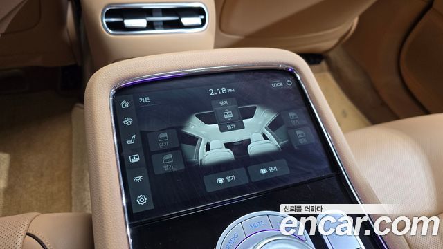 Genesis G90 2023 — photo 25