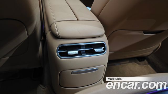 Genesis G90 2023 — photo 27