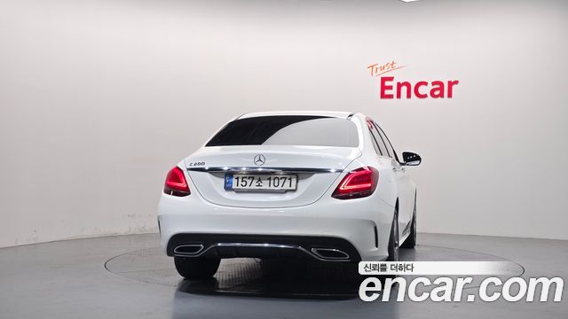 Mercedes-Benz C-Class 2021 — photo 4