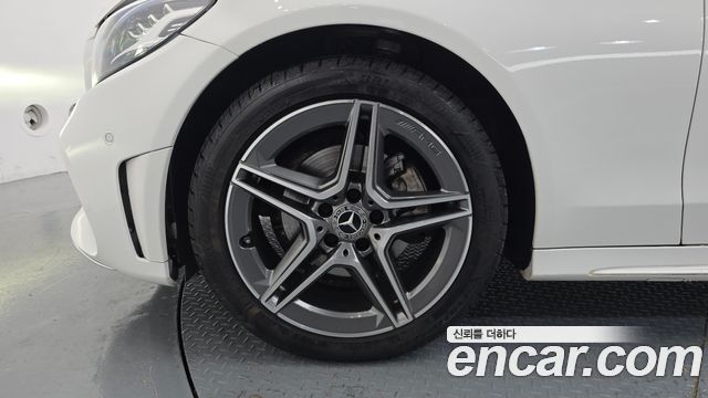 Mercedes-Benz C-Class 2021 — photo 5