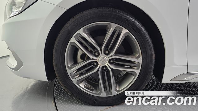 Hyundai Grandeur 2017 — photo 5