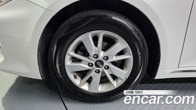 Kia K5 2016 — photo 5