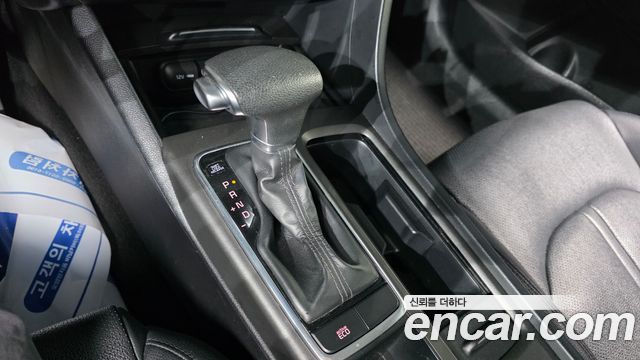 Kia K5 2016 — photo 9