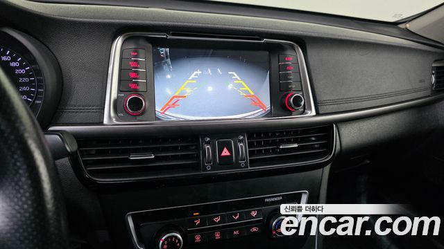Kia K5 2016 — photo 15