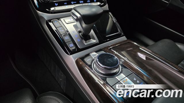 Genesis EQ900 2017 — photo 9