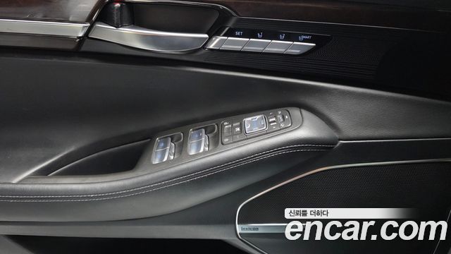 Genesis EQ900 2017 — photo 17