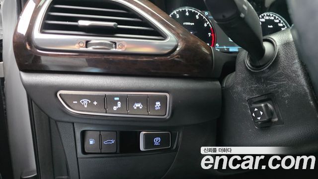 Genesis EQ900 2017 — photo 18