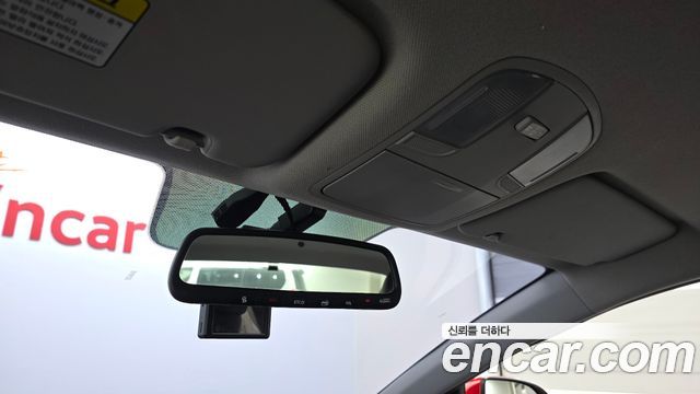 Hyundai AVANTE 2020 — photo 21