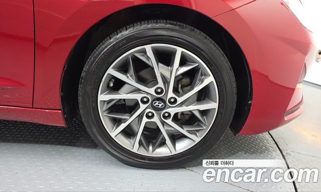 Hyundai AVANTE 2020 — photo 7