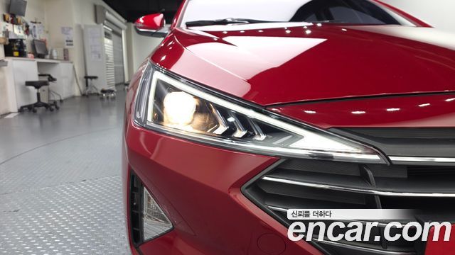 Hyundai AVANTE 2020 — photo 8
