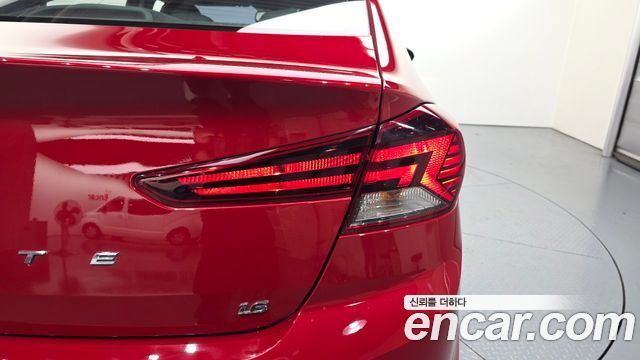 Hyundai AVANTE 2020 — photo 9