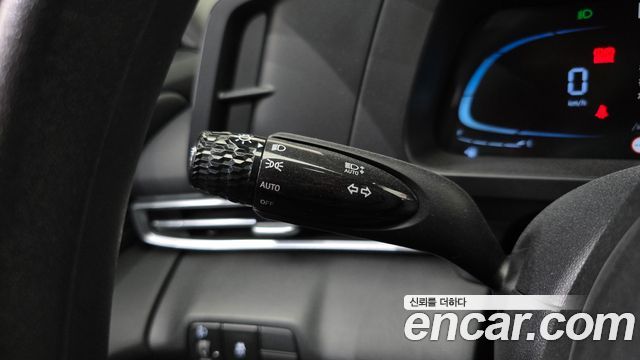 Hyundai AVANTE 2024 — photo 18