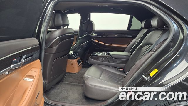 Genesis G90 2019 — photo 12