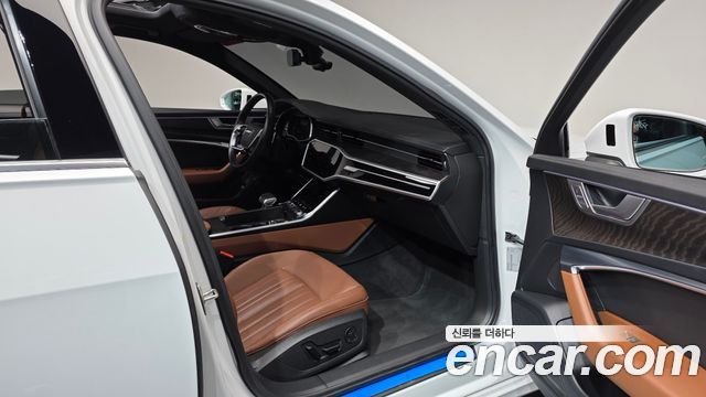 Audi A6 2023 — photo 17