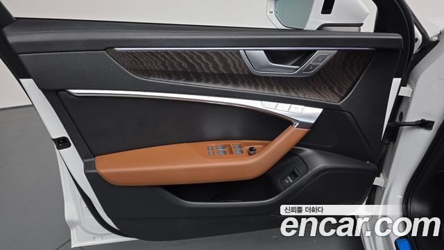 Audi A6 2023 — photo 14