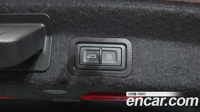Audi A6 2023 — photo 32