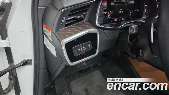 Audi A6 2023 — photo 33