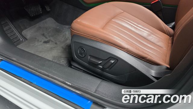 Audi A6 2023 — photo 34