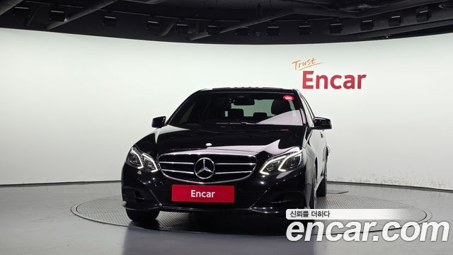 Mercedes-Benz E-Class 2016 — photo 3