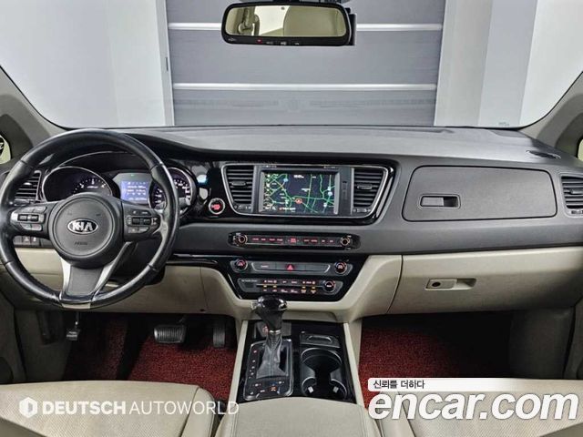 Kia Canival 2016 — photo 7