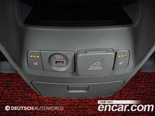 Kia Canival 2016 — photo 16